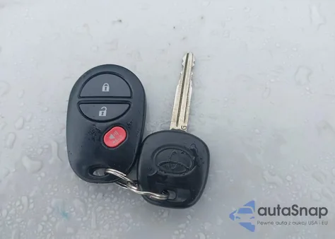 2015 Toyota Tacoma Base V6 из США, поврежденный, VIN 3TMLU4EN7FM176742